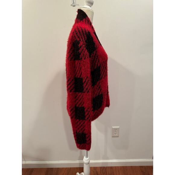 August Silk Red and Black Checkered Cardigan - XL - Picture 3 of 7